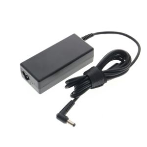 Coreparts 60W 12V 5A (5.5*2.5) monitorin virtalähde
